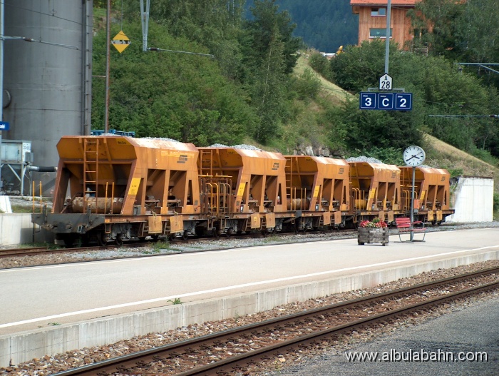 HPIM5020.JPG - Bahnhof Tiefencastel