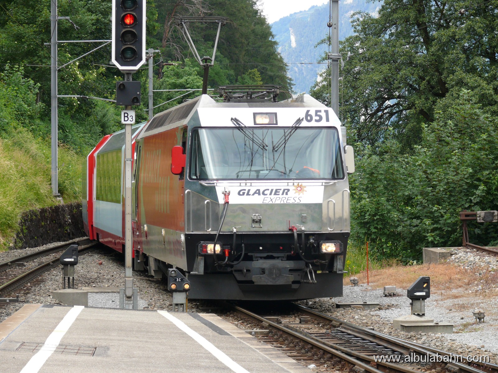 P1020333.JPG - Thusis
