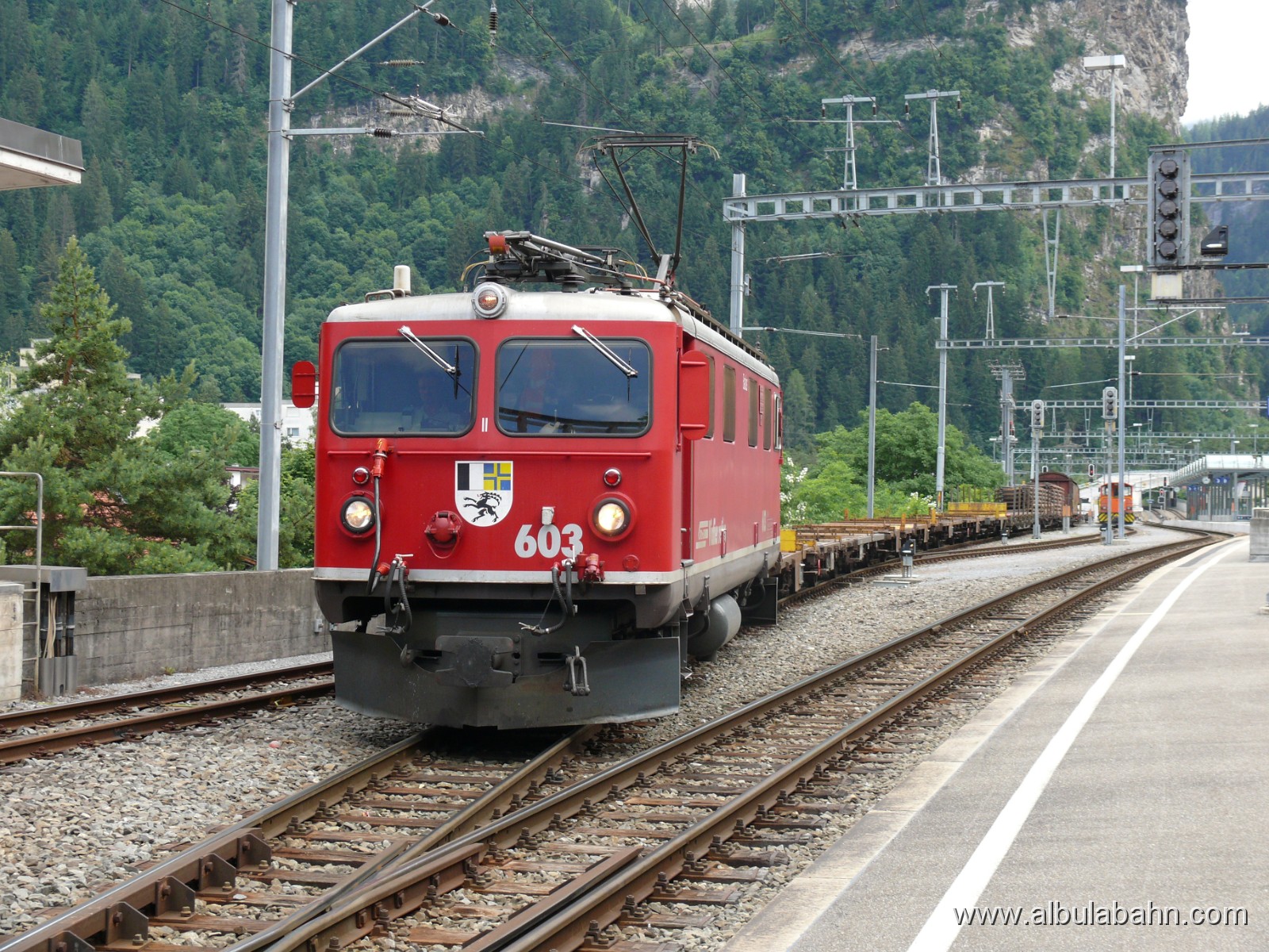 P1020348.JPG - Thusis